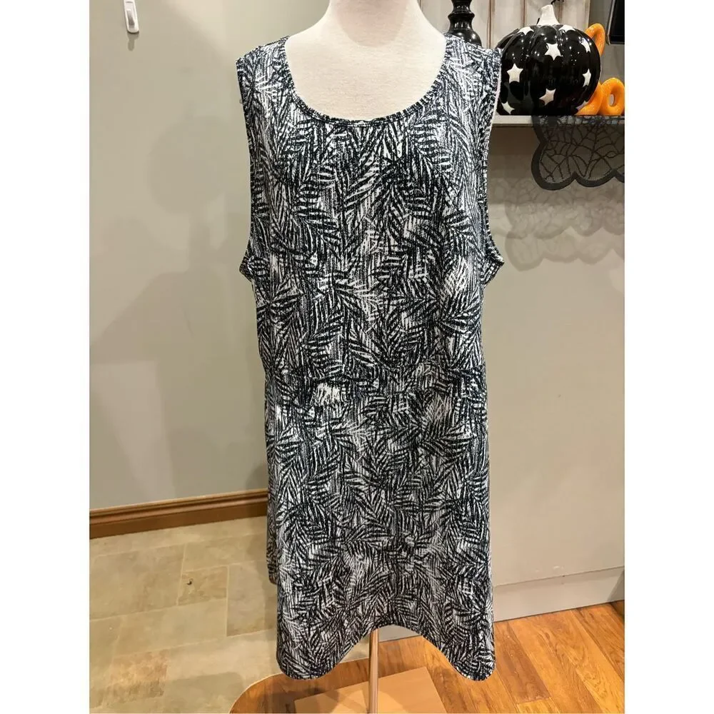 Reef 3X tropical print Navy white athletic dress